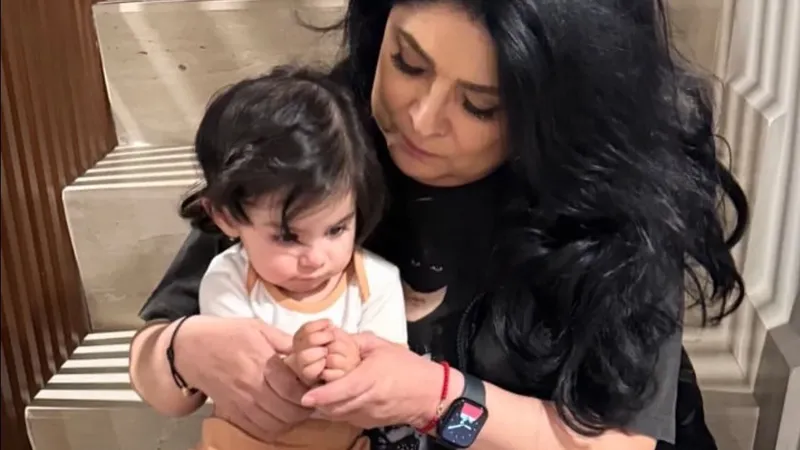 ¿Victoria Ruffo teme perder contacto con su nieta por supuesta la ruptura entre José Eduardo Derbez y Paola Dalay?