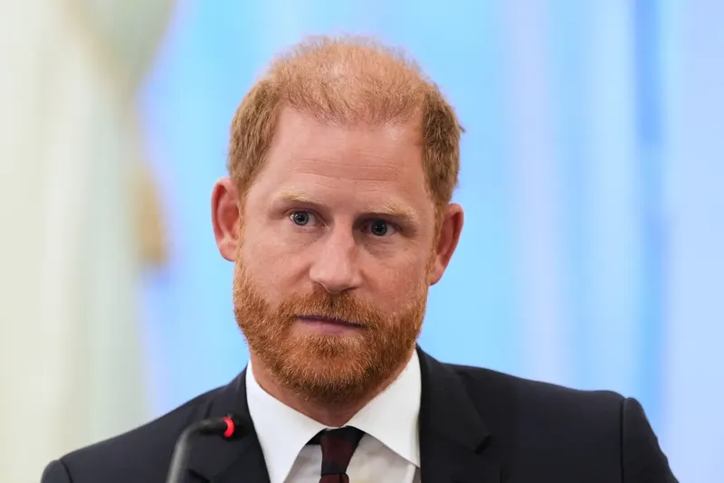 El príncipe Harry quiere reconciliarse con la familia real