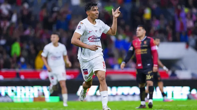 Ángel Sepúlveda rescata a Chivas en la edición 299 del Clásico Tapatío