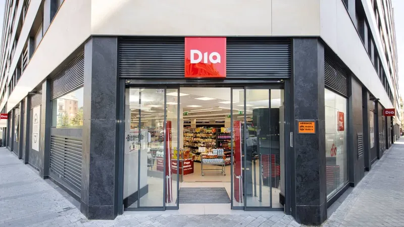Dia explica el cambio que ha llegado a todos sus supermercados para competir con Lidl: «Se debe a una estrategia de marca»