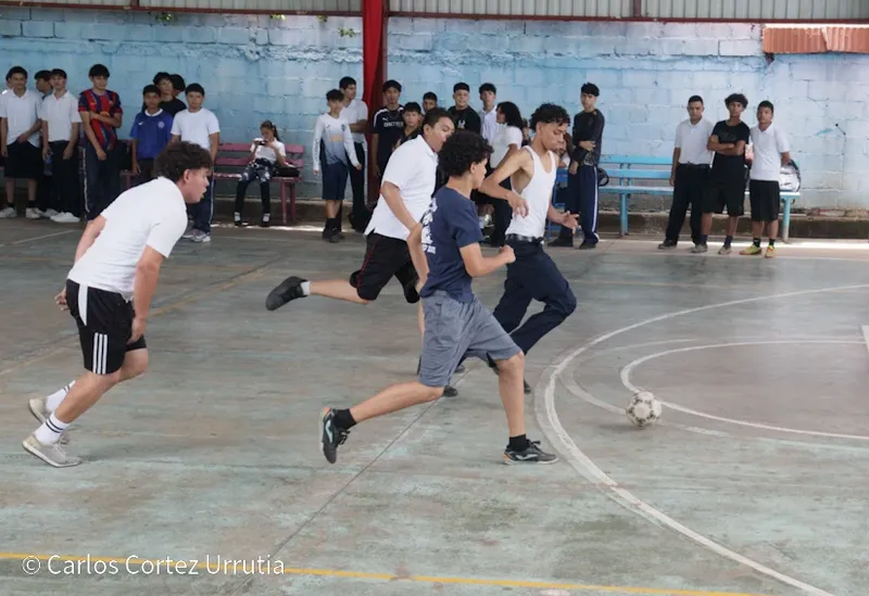 Estudiantes del Centro Tecnológico Manuel Olivares inician segundo semestre con actividades deportivas y recreativas