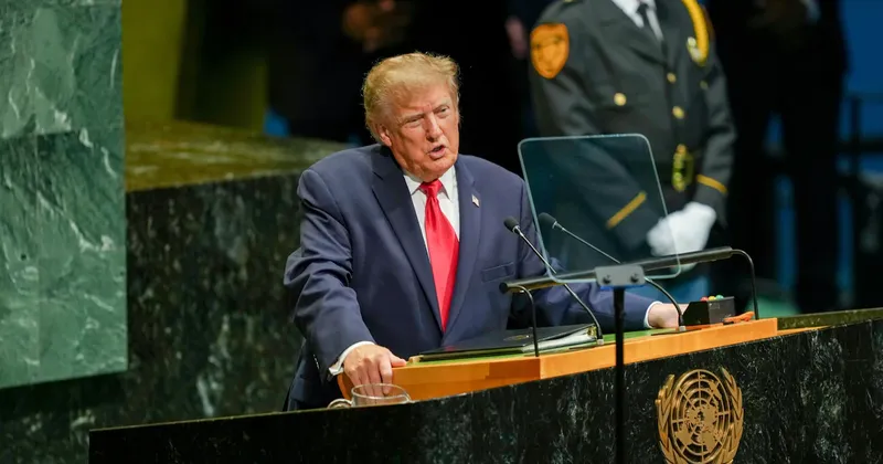 Trump dice que EE.UU. tuvo una reunión “muy productiva” con enviados iraníes en Nueva York