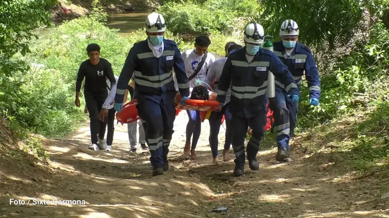Potosí realiza simulacros de rescate y evacuación en el II Ejercicio Nacional Multiamenazas