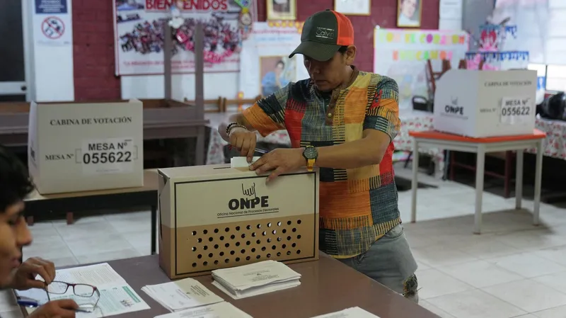 Así van los resultados de la segunda vuelta electoral en Perú