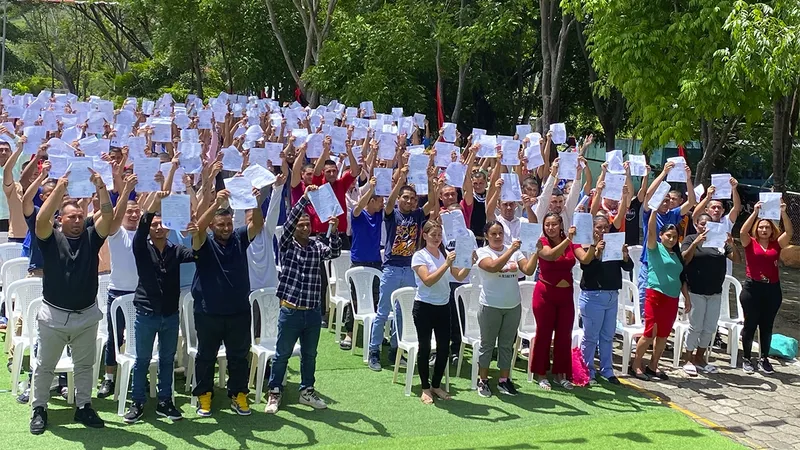 Más de 300 personas matagalpinos reciben beneficio legal de convivencia familiar en el Día de la Alegría 47/19