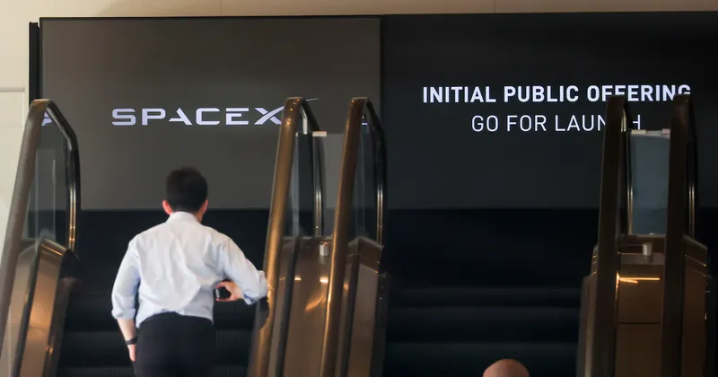 ¿Invertir en SpaceX? La mayor OPI del mundo llega con euforia, pero también con dudas