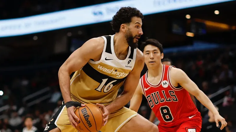 Los Wizards se quedan a Anthony Gill
