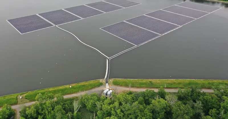 Solar, baterías y redes eléctricas: dónde invertir en clima ante auge de la IA y altas tasas