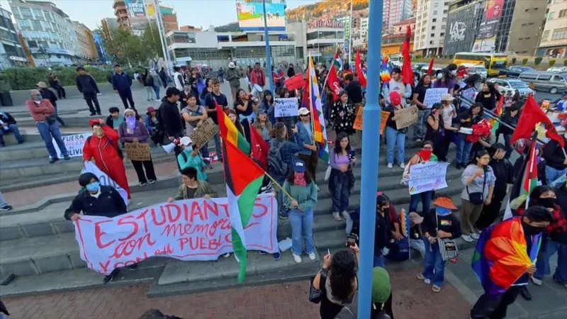 “Fuera yankees de Bolivia y América Latina”; juventudes bolivianas se levantan