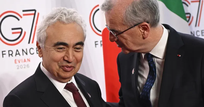 Jefe de la AIE advierte que inventarios comerciales de petróleo están cayendo rápidamente