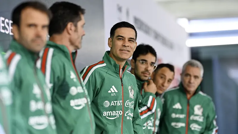 Pol Llorente le da la espalda a Rafa Márquez y abandona el cuerpo técnico de la selección mexicana