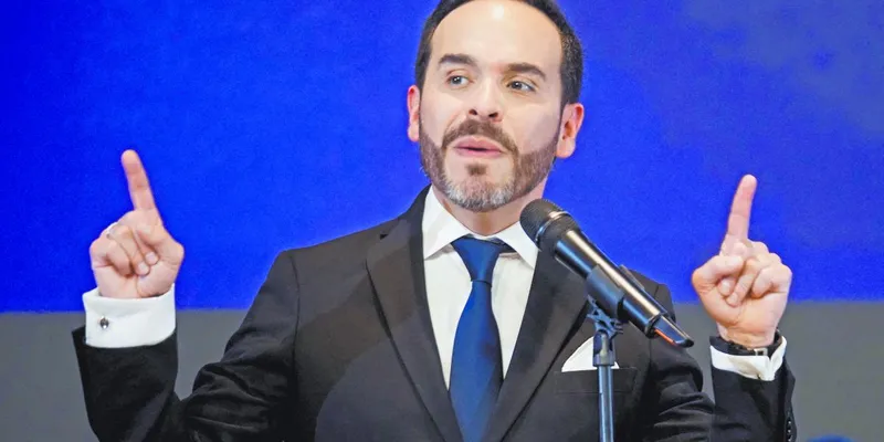 De la Espriella alista decretos para reducir gasto y carga tributaria