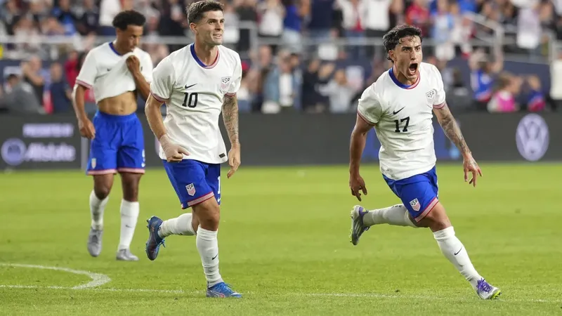 Alejandro Zendejas reapareció con Estados Unidos en la victoria 3-2 con Senegal.