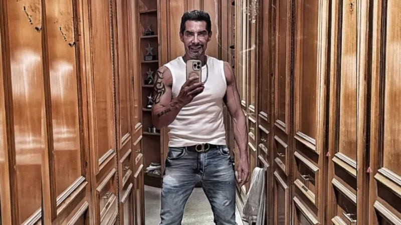 Charly López explica por qué lleva a su madre a hospitales públicos