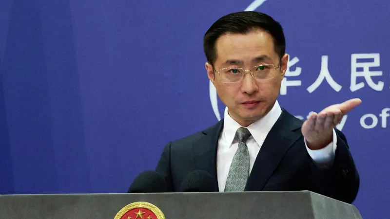 "Reflexionen sobre sus propios actos": China desmiente injerencia en las elecciones estadounidenses