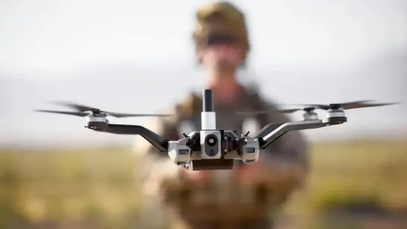Estados Unidos acaba de demostrar que puede limitar la tecnología militar que utiliza Ucrania. Ahora Palantir asegura que nadie puede hacer lo mismo con la IA de la OTAN