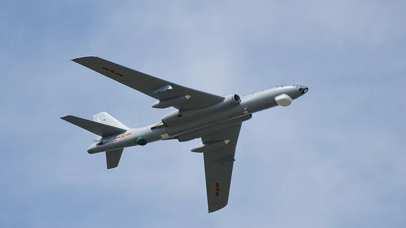 VIDEO: China muestra por primera vez sus capacidades para realizar un ataque nuclear aéreo