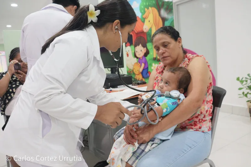 Hospital "Coro de Ángeles" garantiza atención integral a la niñez