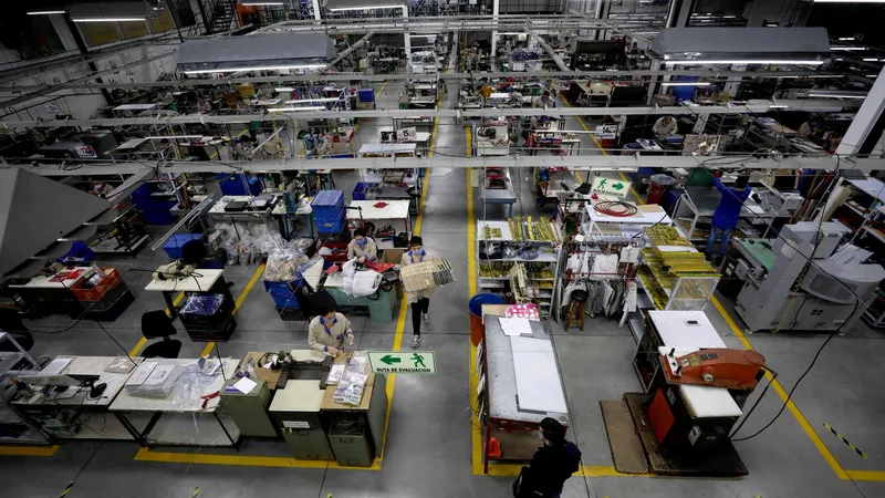 "Un problema estructural": el gasto público y la deuda encienden las alarmas en Colombia