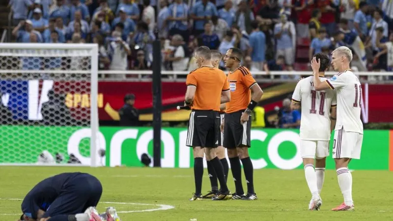 De la Fuente: "Yéremy se puede perder el Mundial. Ha sido una heroicidad"