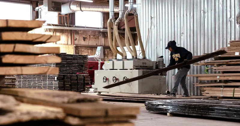 Actividad manufacturera de EE.UU. crece en julio al mayor ritmo en más de cuatro años