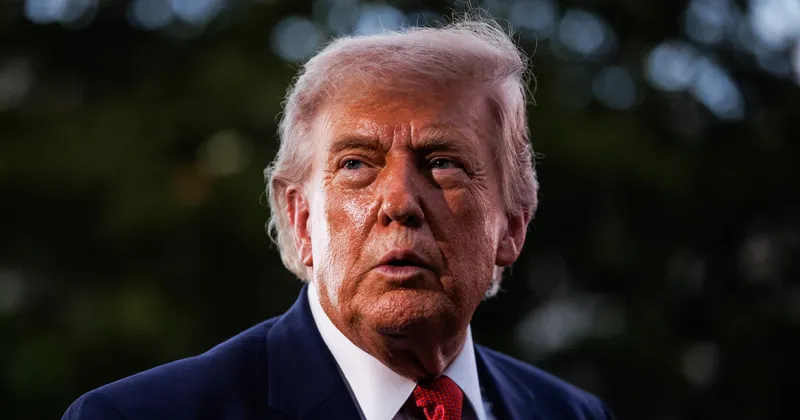 Visita de Trump al médico reaviva escrutino sobre su salud al acercarse a su 80 cumpleaños