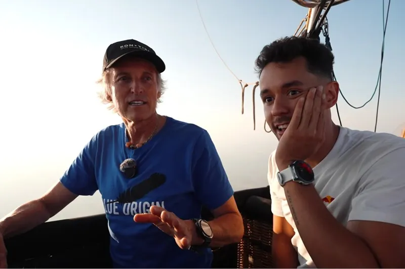 TheGrefg y Jesús Calleja han visto el eclipse solar de la forma más impresionante: "Ha sido una de las mejores experiencia de mi vida"