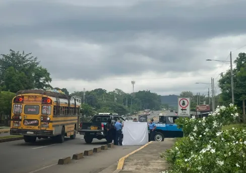Investigan muerte de hombre encontrado en la carretera Masaya-Catarina