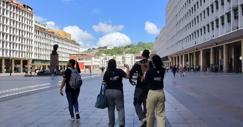 Las manos que volvieron a La Guaira: enfermeros venezolanos regresan desde Argentina para ayudar