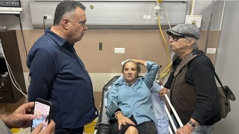 Colonos israelíes atacan a palestinos y a fotoperiodista del Washington Post