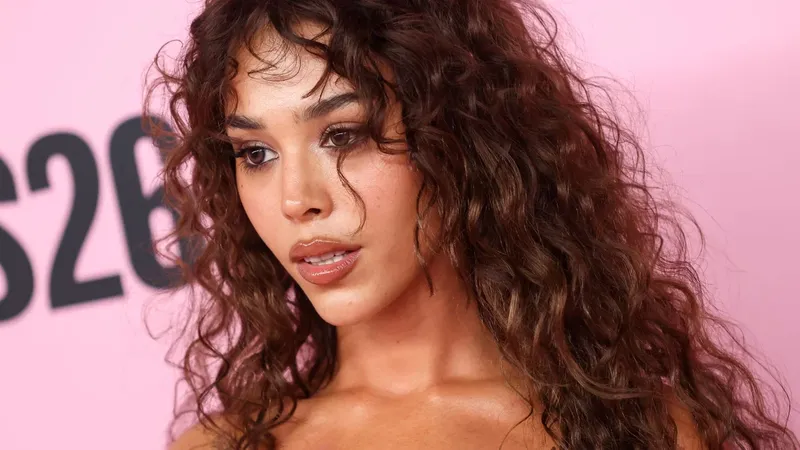 Las latinas que dejaron huella en el Victoria’s Secret Fashion Show 2026