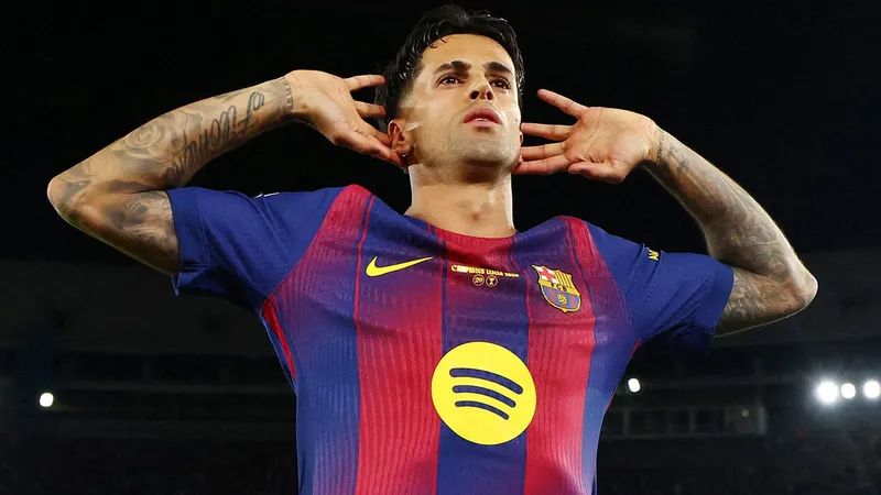 Joao Cancelo, ahora sí, ya es del Barcelona