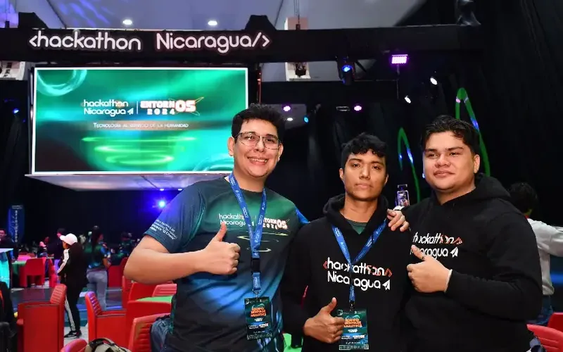 Hackathon Nicaragua celebra 10 años potenciando el talento y la innovación de la juventud nicaragüense
