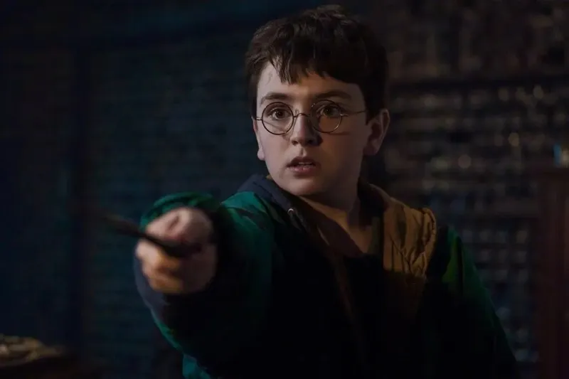 HBO ha enseñado las nuevas varitas de Harry, Ron y Hermione. Así serán los objetos más reconocibles de la serie