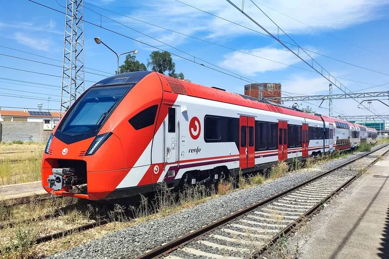 Despiden a un jefe del centro de ciberseguridad de Renfe por teletrabajar y cobrar compensación por desplazamiento