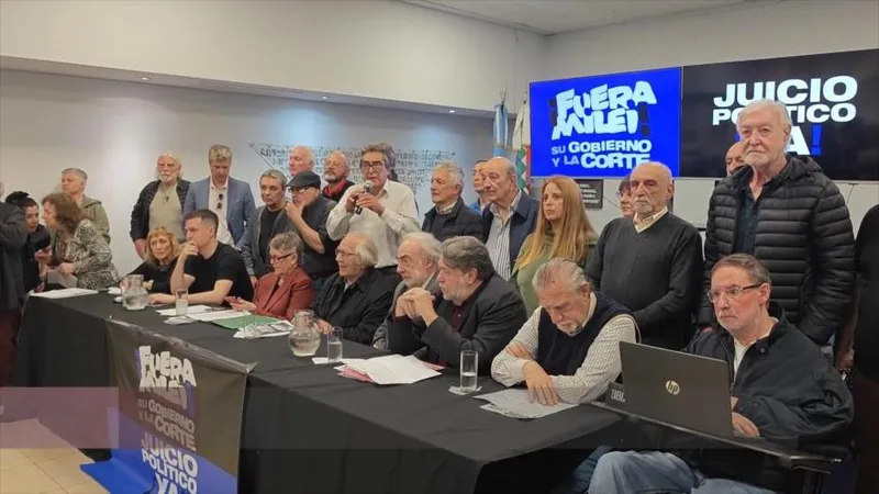 “Fuera Milei” busca impulsar un juicio político al presidente argentino