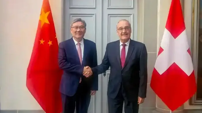 China y Suiza alcanzan acuerdo sobre actualización de TLC