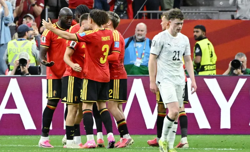 Bélgica se aplicó, goleó a Nueva Zelanda y avanza como líder