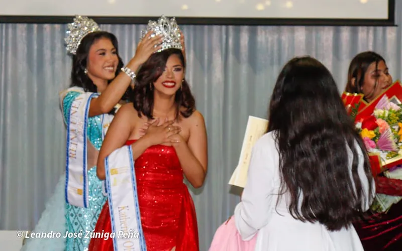Katherine Olivas: nueva soberana de la belleza en el Certamen Reina UNEN-UNI 2026