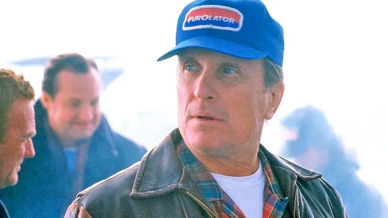 "Prefiero trabajar con Tom Cruise": El ganador del Oscar Robert Duvall rechazó uno de los mejores thrillers de todos los tiempos