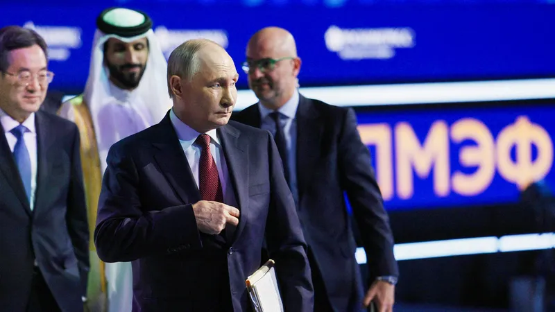 Cómo Occidente vuelve, en silencio, al diálogo con Rusia