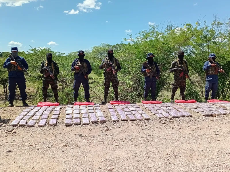 Ejército de Nicaragua incauta 150 tacos de droga en operativo en Chinandega