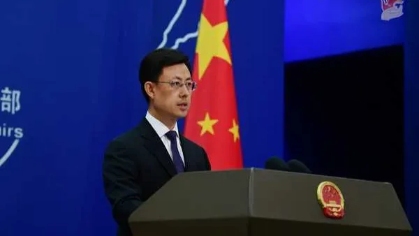 China insta a Japón a romper completamente con el militarismo para ganarse la confianza de sus vecinos