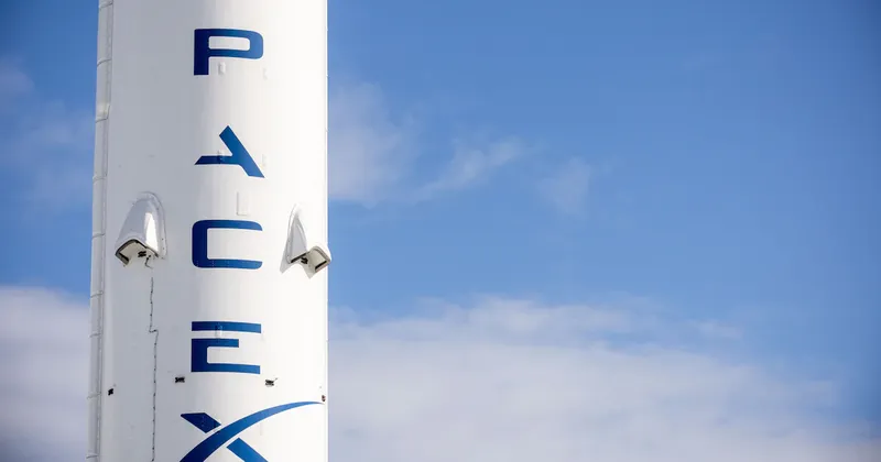 Un cohete chino pone en la mira a SpaceX, de Elon Musk