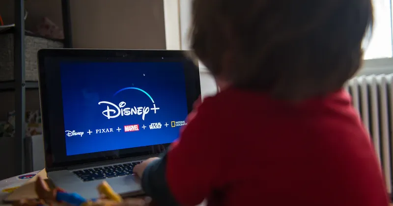 Disney y TikTok logran acuerdo para que creadores usen contenido de sus películas y series