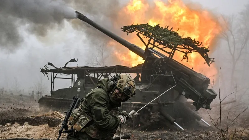 Fábricas militares y almacenes en llamas: Rusia detalla su ataque nocturno contra Ucrania