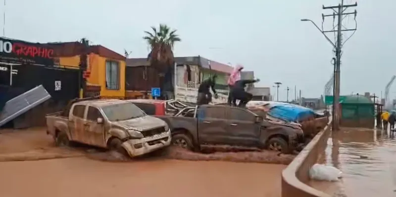 Chile decreta estado de catástrofe en Tocopilla tras fuertes lluvias y deslizamientos