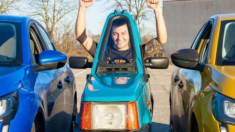 Un mecánico italiano cortó un Fiat Panda por la mitad para conseguir algo que parecía absurdo. Ahora tiene un récord Guinness y el coche sigue funcionando