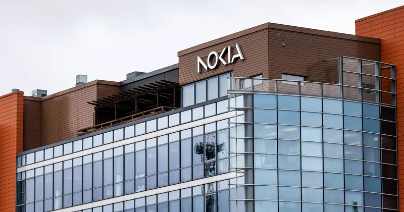 Nokia supera previsiones de ganancias impulsada por la demanda de equipos para centros de datos de IA
