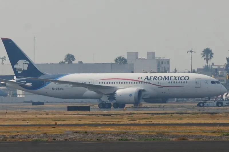 Aeroméxico prevé retomar vuelos hacia Caracas, Venezuela, en octubre próximo